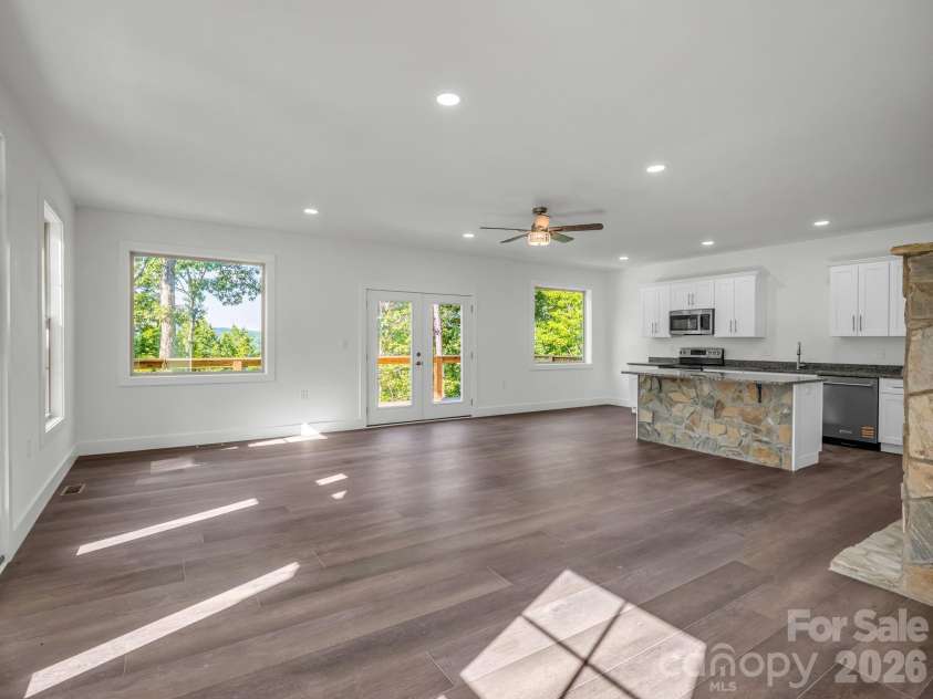 36 Pierpoint Drive, Lake Lure, NC 28746.  MLS# CAR4426662, YatesRealty ID 52091. 