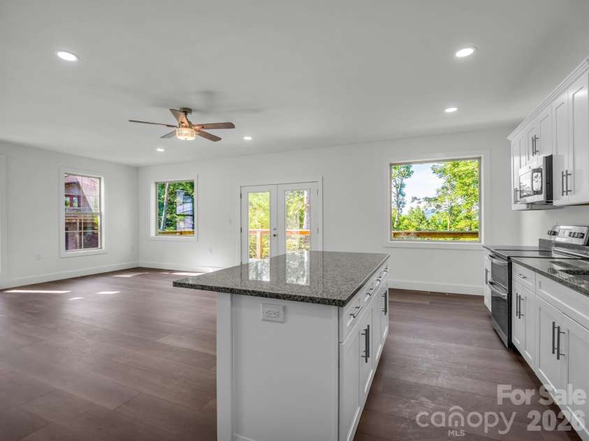 36 Pierpoint Drive, Lake Lure, NC 28746.  MLS# CAR4426662, YatesRealty ID 52091. 