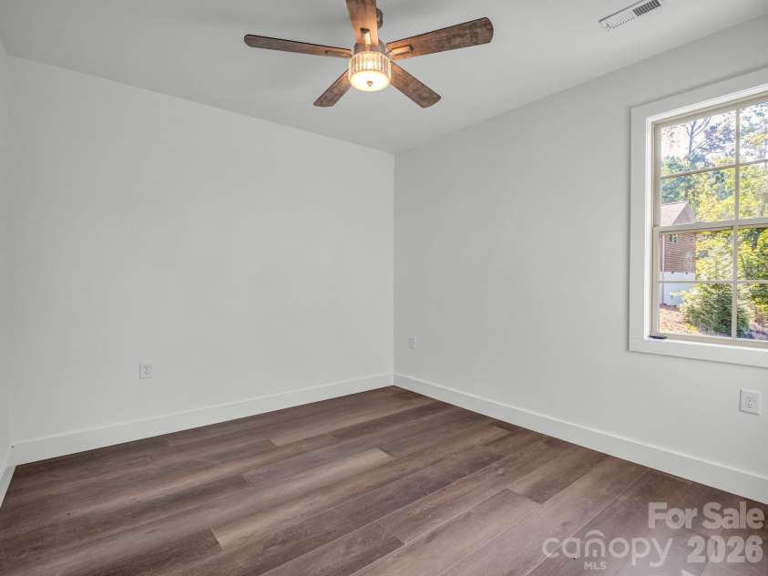 36 Pierpoint Drive, Lake Lure, NC 28746.  MLS# CAR4426662, YatesRealty ID 52091. 