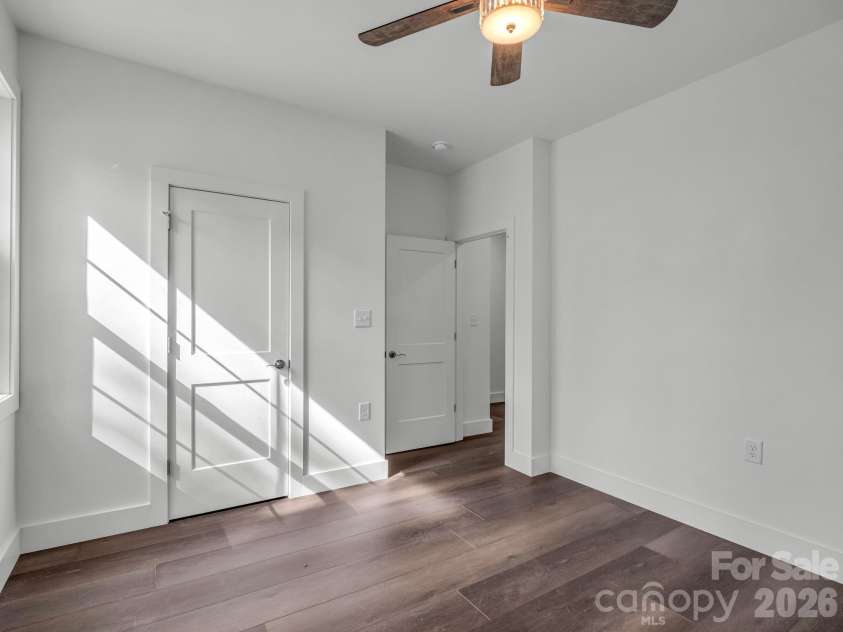 36 Pierpoint Drive, Lake Lure, NC 28746.  MLS# CAR4426662, YatesRealty ID 52091. 