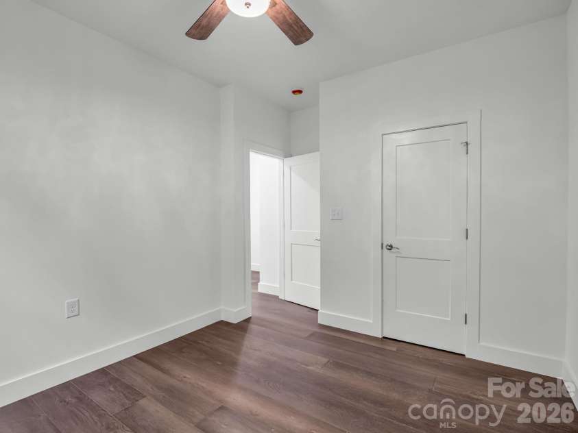 36 Pierpoint Drive, Lake Lure, NC 28746.  MLS# CAR4426662, YatesRealty ID 52091. 