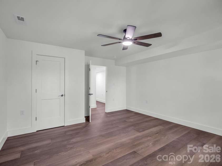 36 Pierpoint Drive, Lake Lure, NC 28746.  MLS# CAR4426662, YatesRealty ID 52091. 
