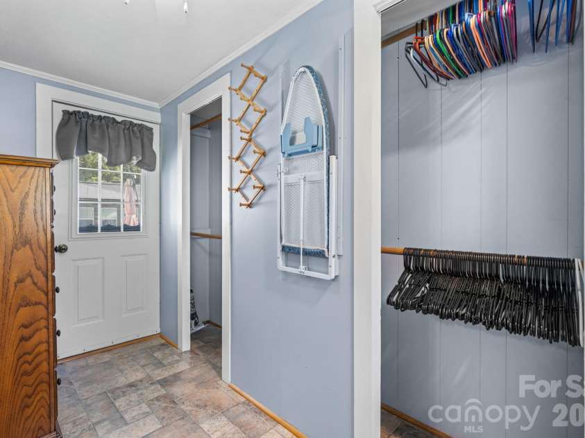2008 Walt Arney Road, Lenoir, NC 28645.  MLS# CAR4426626, YatesRealty ID 52092. 