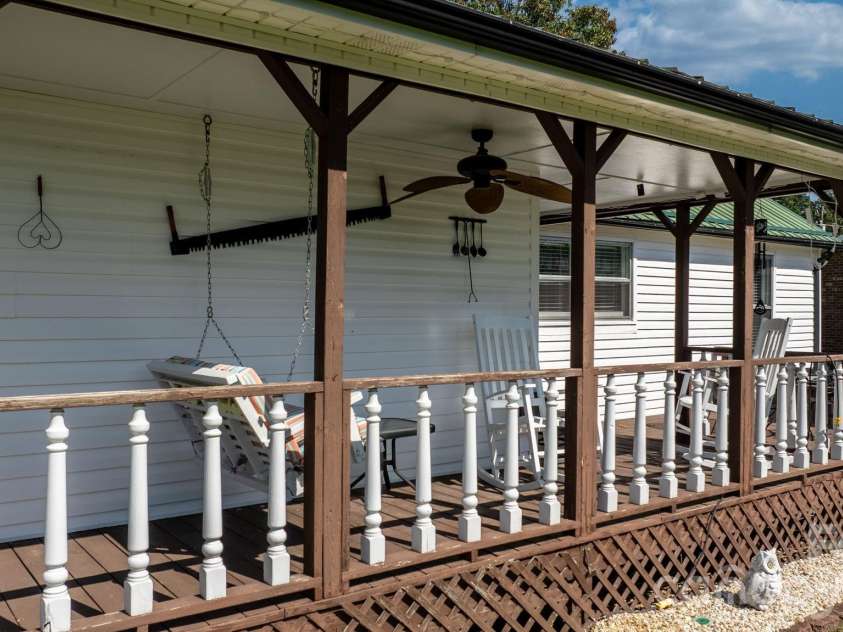 2008 Walt Arney Road, Lenoir, NC 28645.  MLS# CAR4426626, YatesRealty ID 52092. 