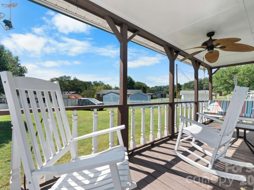 2008 Walt Arney Road, Lenoir, NC 28645.  MLS# CAR4426626, YatesRealty ID 52092. 
