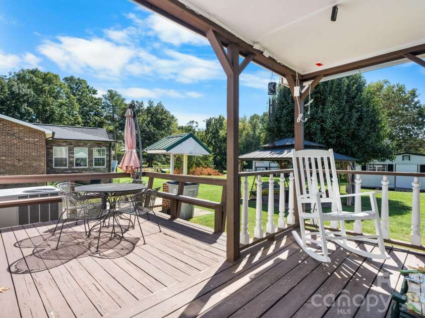2008 Walt Arney Road, Lenoir, NC 28645.  MLS# CAR4426626, YatesRealty ID 52092. 