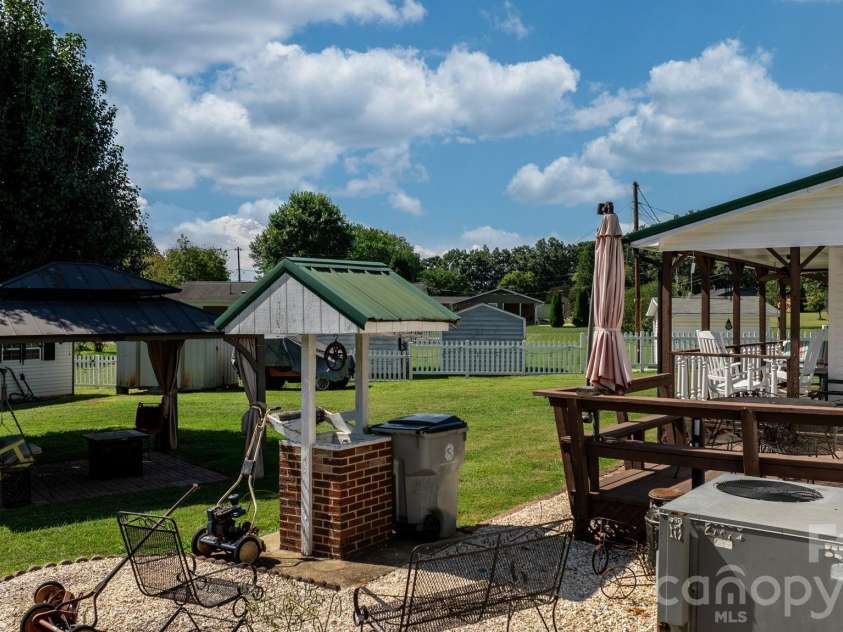 2008 Walt Arney Road, Lenoir, NC 28645.  MLS# CAR4426626, YatesRealty ID 52092. 