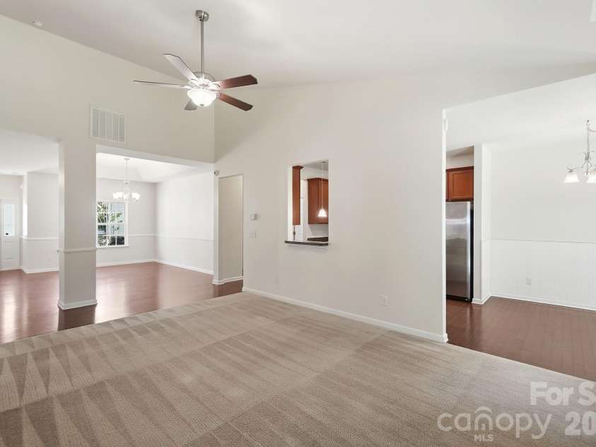 12321 Bronx Drive, Huntersville, NC 28078.  MLS# CAR4424235, YatesRealty ID 52094. 