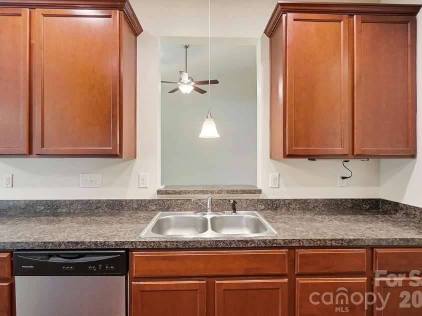 12321 Bronx Drive, Huntersville, NC 28078.  MLS# CAR4424235, YatesRealty ID 52094. 
