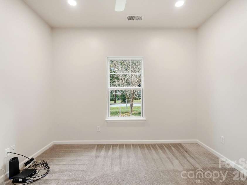 12321 Bronx Drive, Huntersville, NC 28078.  MLS# CAR4424235, YatesRealty ID 52094. 