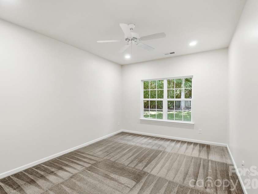 12321 Bronx Drive, Huntersville, NC 28078.  MLS# CAR4424235, YatesRealty ID 52094. 