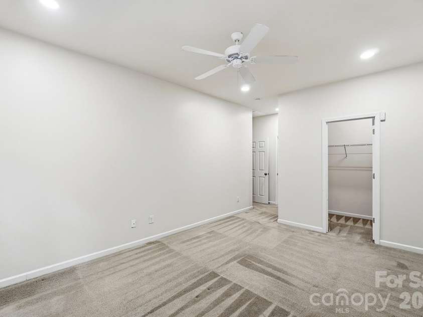 12321 Bronx Drive, Huntersville, NC 28078.  MLS# CAR4424235, YatesRealty ID 52094. 
