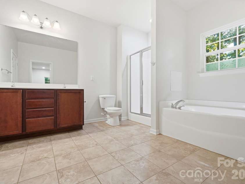 12321 Bronx Drive, Huntersville, NC 28078.  MLS# CAR4424235, YatesRealty ID 52094. 