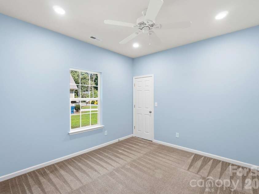 12321 Bronx Drive, Huntersville, NC 28078.  MLS# CAR4424235, YatesRealty ID 52094. 