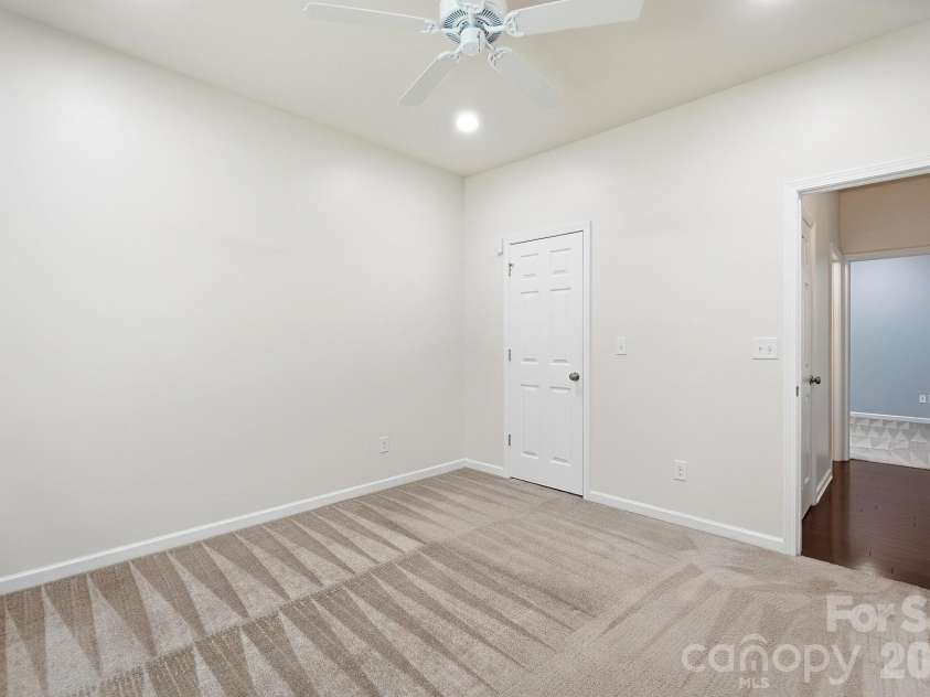 12321 Bronx Drive, Huntersville, NC 28078.  MLS# CAR4424235, YatesRealty ID 52094. 