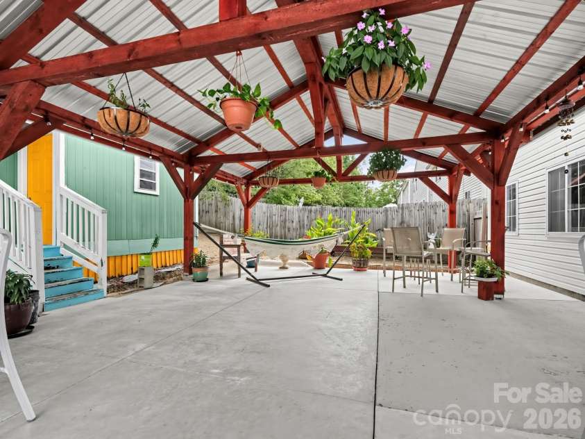 1670 Coryton Way, High Point, NC 27260.  MLS# CAR4425744, YatesRealty ID 52096. ADU is in backyard