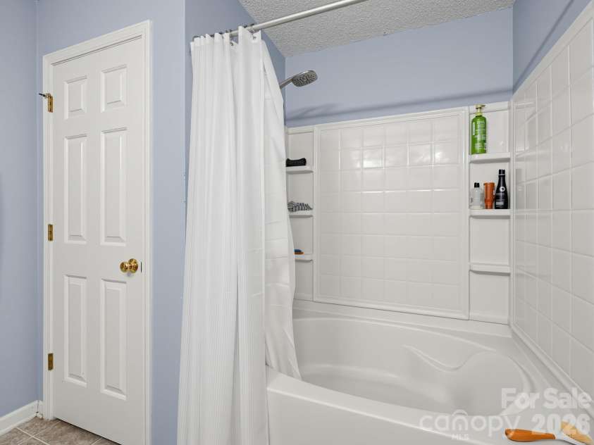 1670 Coryton Way, High Point, NC 27260.  MLS# CAR4425744, YatesRealty ID 52096. Bathroom #3 - 2nd floor