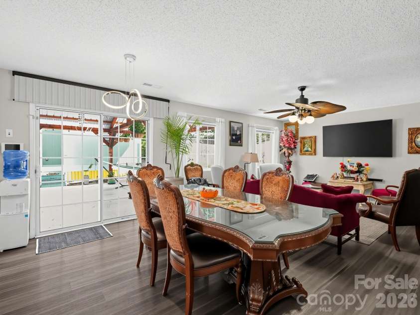 1670 Coryton Way, High Point, NC 27260.  MLS# CAR4425744, YatesRealty ID 52096. Dining Area