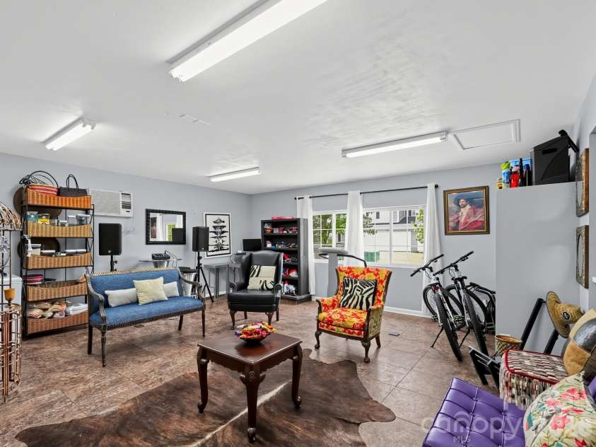 1670 Coryton Way, High Point, NC 27260.  MLS# CAR4425744, YatesRealty ID 52096. Flex/Family Area