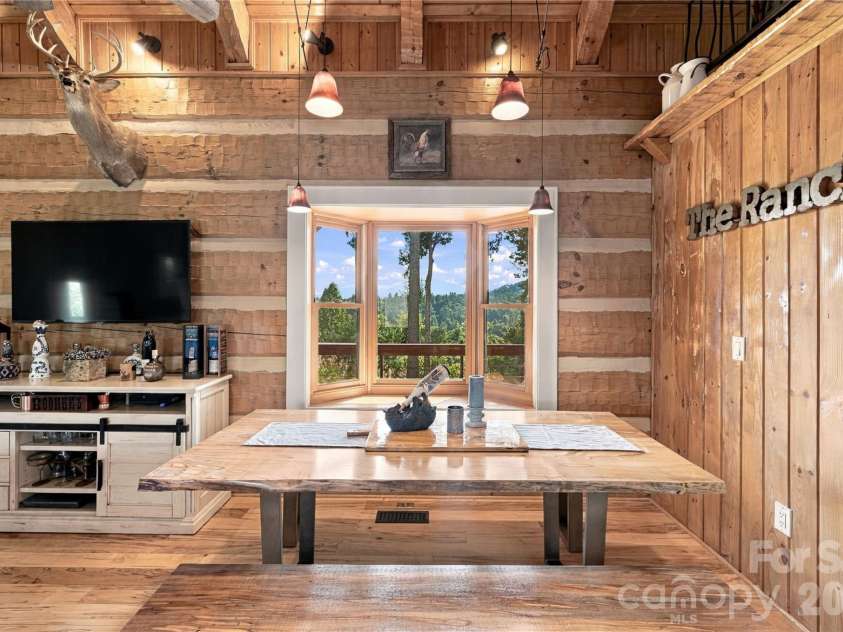 237 Murdock Road, Bakersville, NC 28705.  MLS# CAR4425998, YatesRealty ID 52099. 