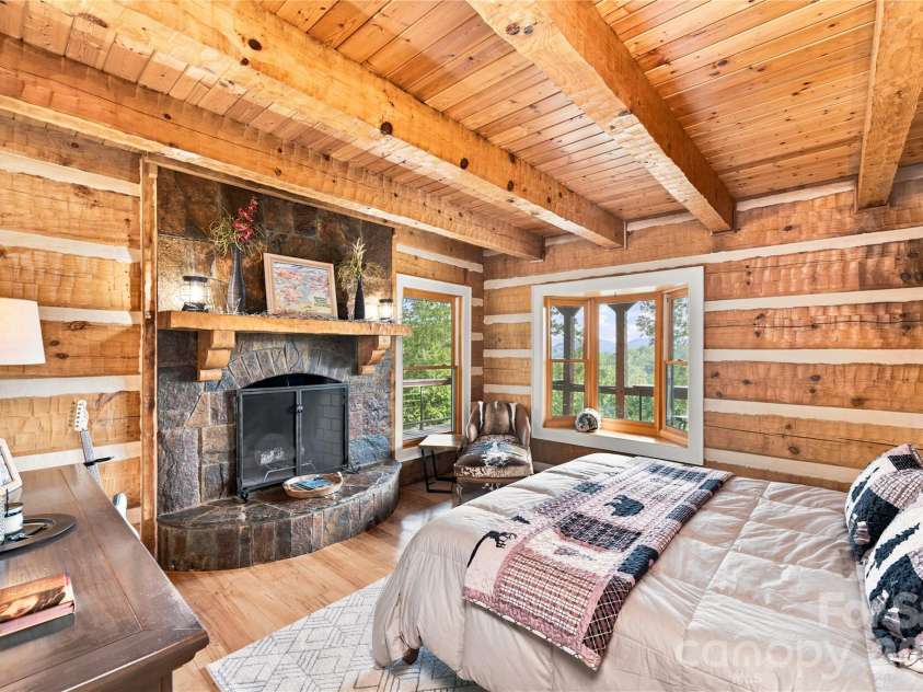 237 Murdock Road, Bakersville, NC 28705.  MLS# CAR4425998, YatesRealty ID 52099. 