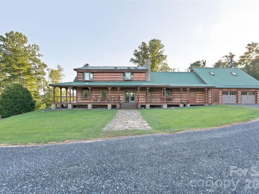 237 Murdock Road, Bakersville, NC 28705.  MLS# CAR4425998, YatesRealty ID 52099. 