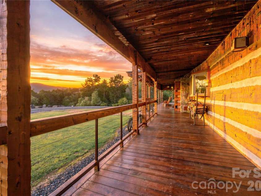 237 Murdock Road, Bakersville, NC 28705.  MLS# CAR4425998, YatesRealty ID 52099. 