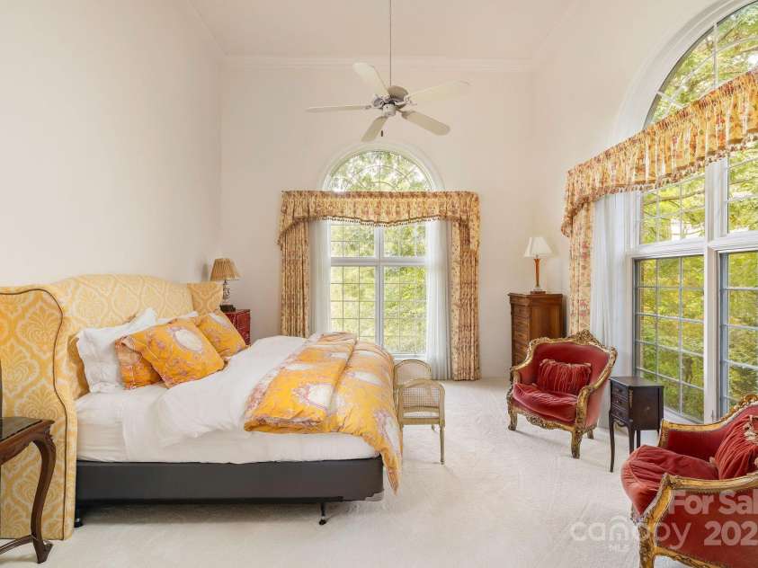 282 Hamilton Drive, Columbus, NC 28722.  MLS# CAR4274724, YatesRealty ID 521. 