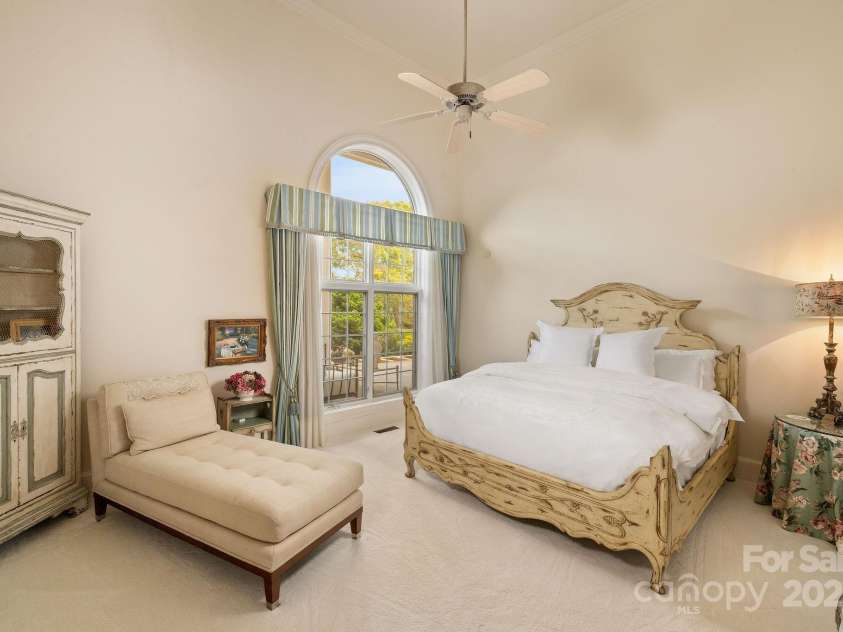 282 Hamilton Drive, Columbus, NC 28722.  MLS# CAR4274724, YatesRealty ID 521. 