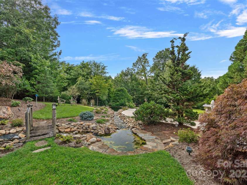 282 Hamilton Drive, Columbus, NC 28722.  MLS# CAR4274724, YatesRealty ID 521. 