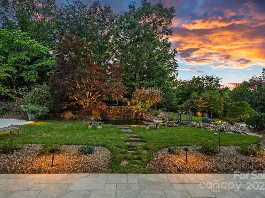 282 Hamilton Drive, Columbus, NC 28722.  MLS# CAR4274724, YatesRealty ID 521. 