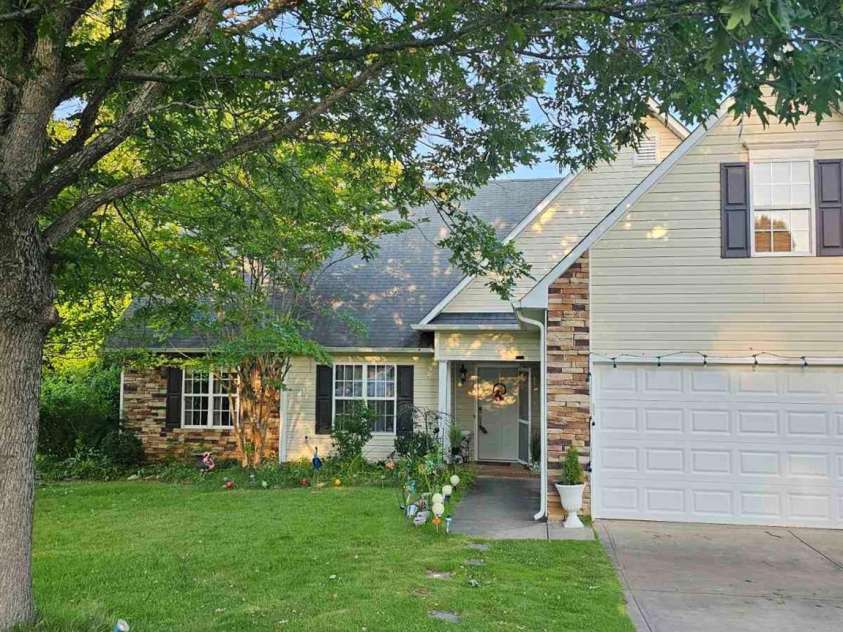 3136 Blueberry Drive, Monroe, NC 28110.  MLS# CAR4329102, YatesRealty ID 521. 