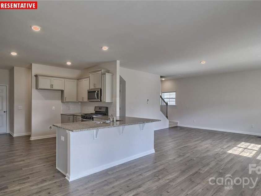 8012 Kennesaw Drive, Gastonia, NC 28056.  MLS# CAR4213264, YatesRealty ID 521. 