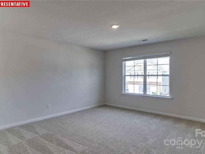 8012 Kennesaw Drive, Gastonia, NC 28056.  MLS# CAR4213264, YatesRealty ID 521. 