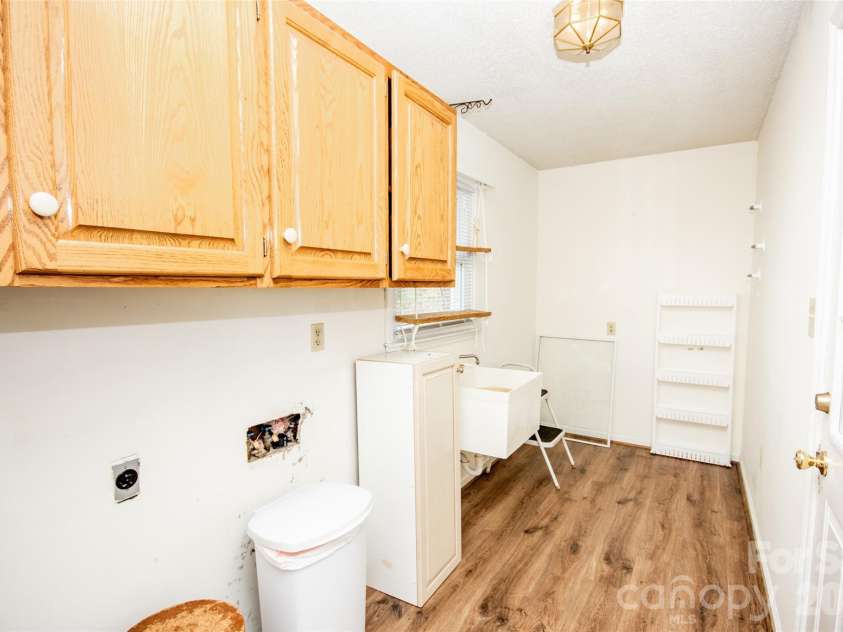 2890 Hobson Road, Cleveland, NC 27013.  MLS# CAR4322810, YatesRealty ID 5210. 