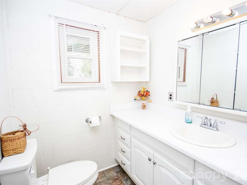 2890 Hobson Road, Cleveland, NC 27013.  MLS# CAR4322810, YatesRealty ID 5210. 