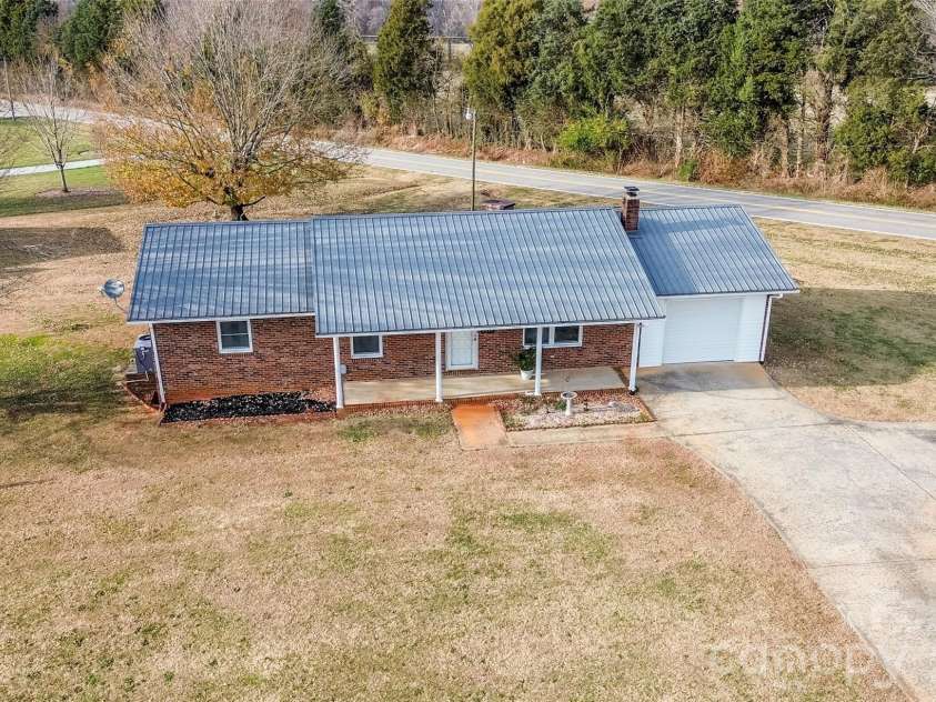 2890 Hobson Road, Cleveland, NC 27013.  MLS# CAR4322810, YatesRealty ID 5210. 