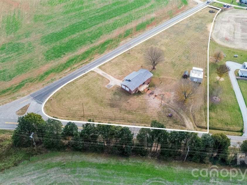 2890 Hobson Road, Cleveland, NC 27013.  MLS# CAR4322810, YatesRealty ID 5210. 