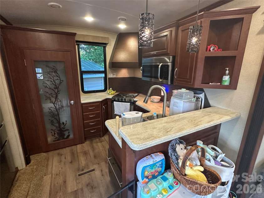 122 Eagle Drive, New London, NC 28127.  MLS# CAR4424474, YatesRealty ID 52101. 