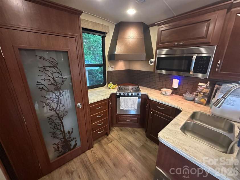 122 Eagle Drive, New London, NC 28127.  MLS# CAR4424474, YatesRealty ID 52101. 
