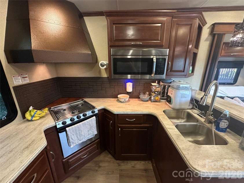 122 Eagle Drive, New London, NC 28127.  MLS# CAR4424474, YatesRealty ID 52101. 
