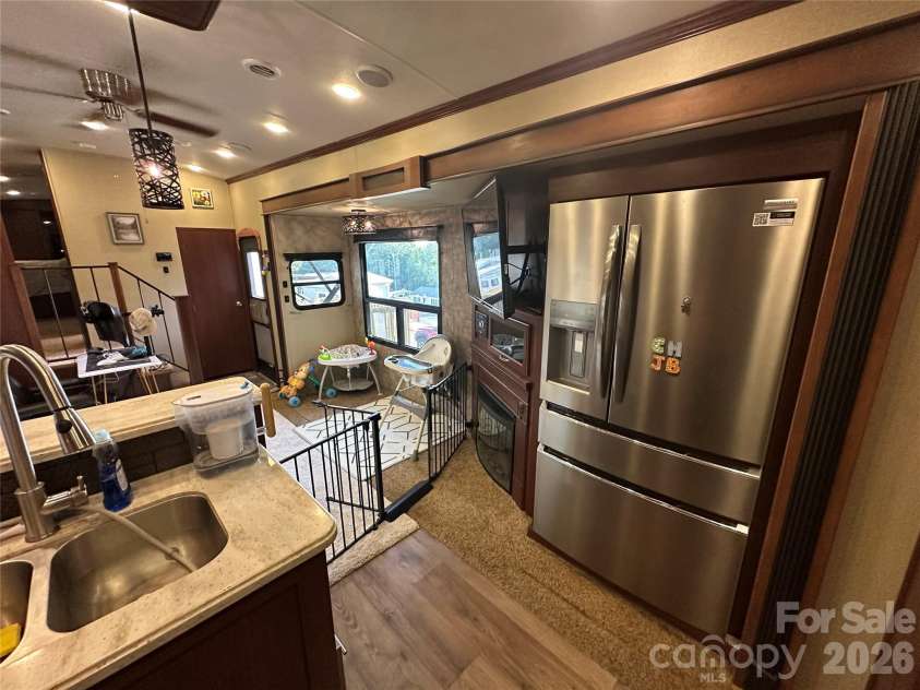 122 Eagle Drive, New London, NC 28127.  MLS# CAR4424474, YatesRealty ID 52101. 