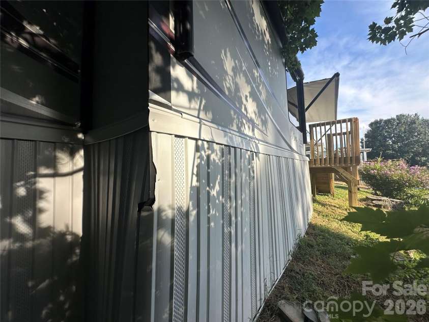 122 Eagle Drive, New London, NC 28127.  MLS# CAR4424474, YatesRealty ID 52101. 