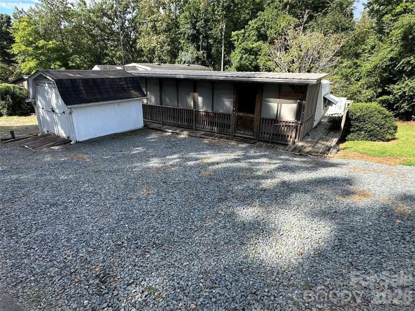 114 Pine Street, New London, NC 28127.  MLS# CAR4422754, YatesRealty ID 52102. 