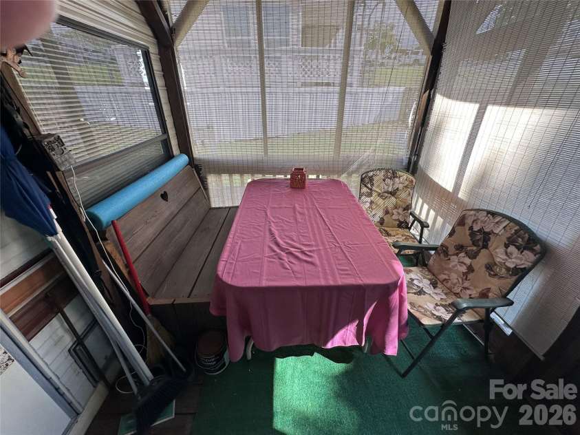 114 Pine Street, New London, NC 28127.  MLS# CAR4422754, YatesRealty ID 52102. 
