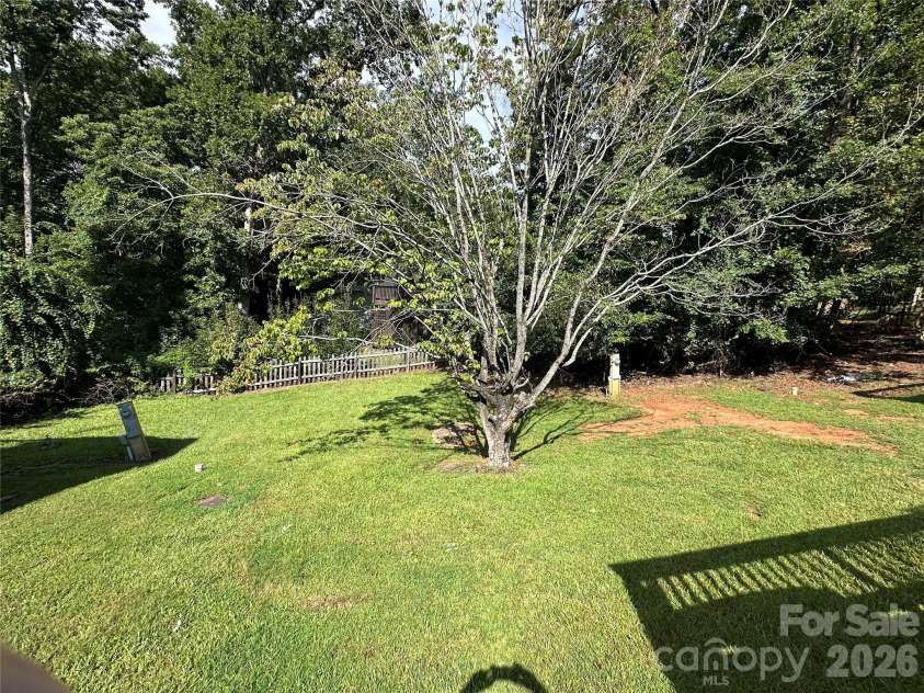 114 Pine Street, New London, NC 28127.  MLS# CAR4422754, YatesRealty ID 52102. 