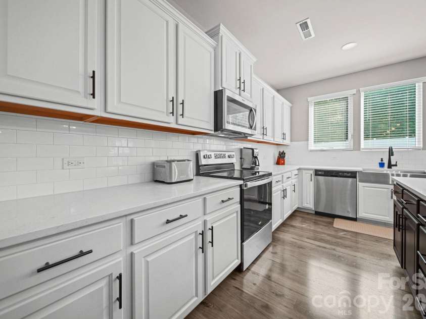 377 Brannon Meadows Drive, York, SC 29745.  MLS# CAR4426681, YatesRealty ID 52104. 