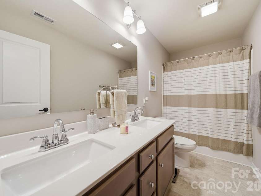 377 Brannon Meadows Drive, York, SC 29745.  MLS# CAR4426681, YatesRealty ID 52104. 