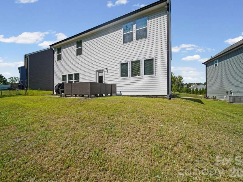377 Brannon Meadows Drive, York, SC 29745.  MLS# CAR4426681, YatesRealty ID 52104. 