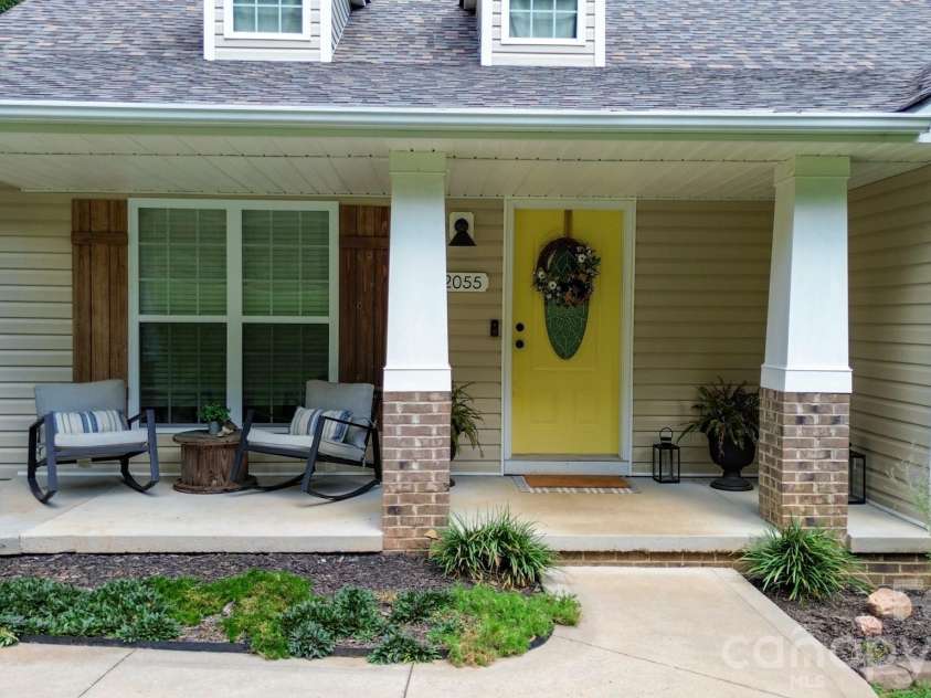 2055 Piper Ridge Drive, Lenoir, NC 28645.  MLS# CAR4425139, YatesRealty ID 52111. 